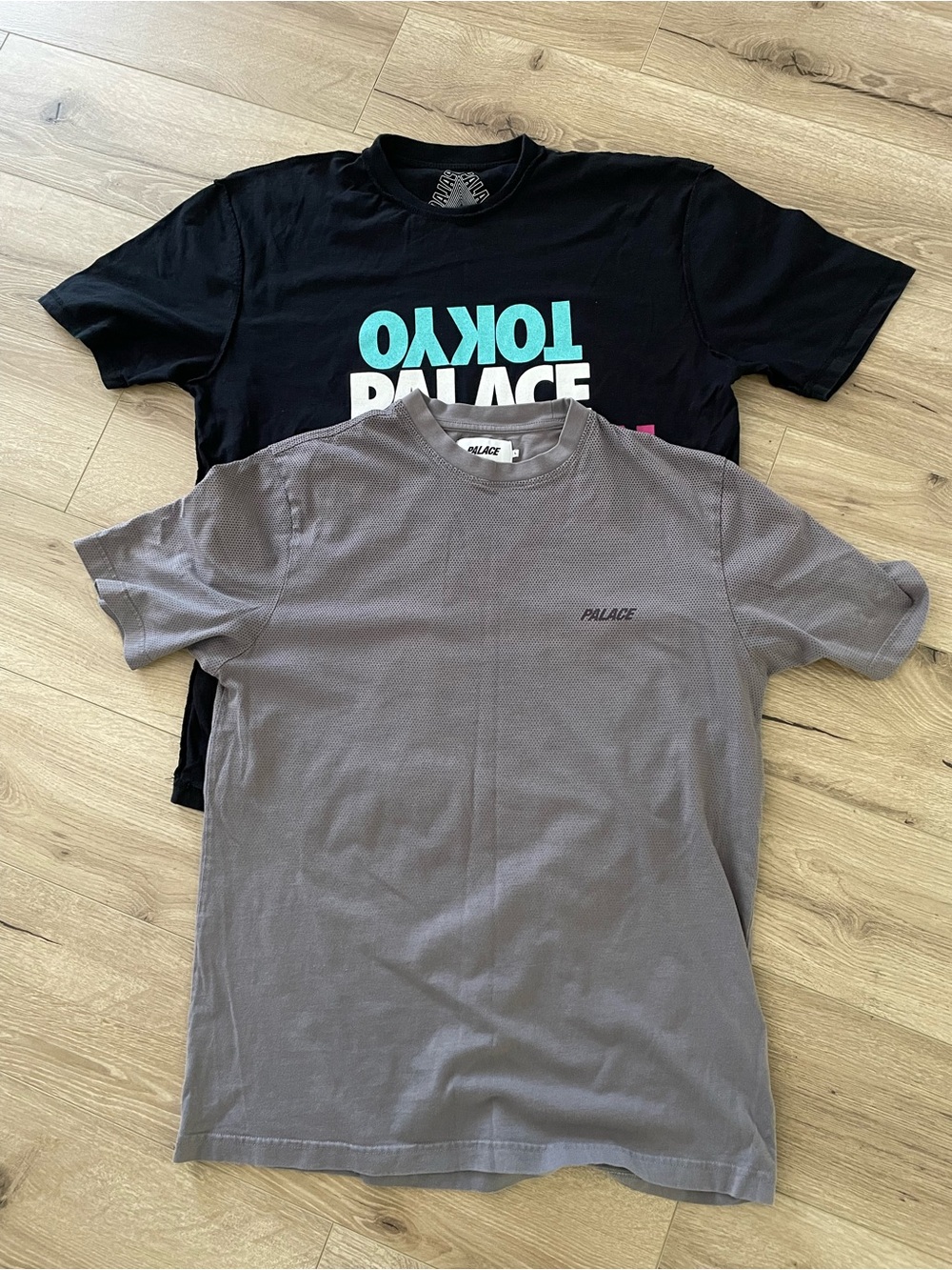 Bundle lot pair two palace skateboards t shirts both L heavyweight streetwear